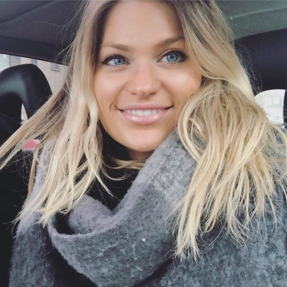 Meet your Posher, Sandrine - Picture 1 of 1